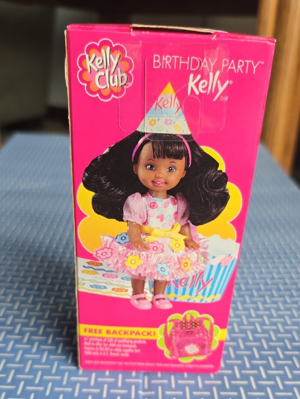 Kelly Club Birthday Party Doll -2001 - Picture 4 of 8